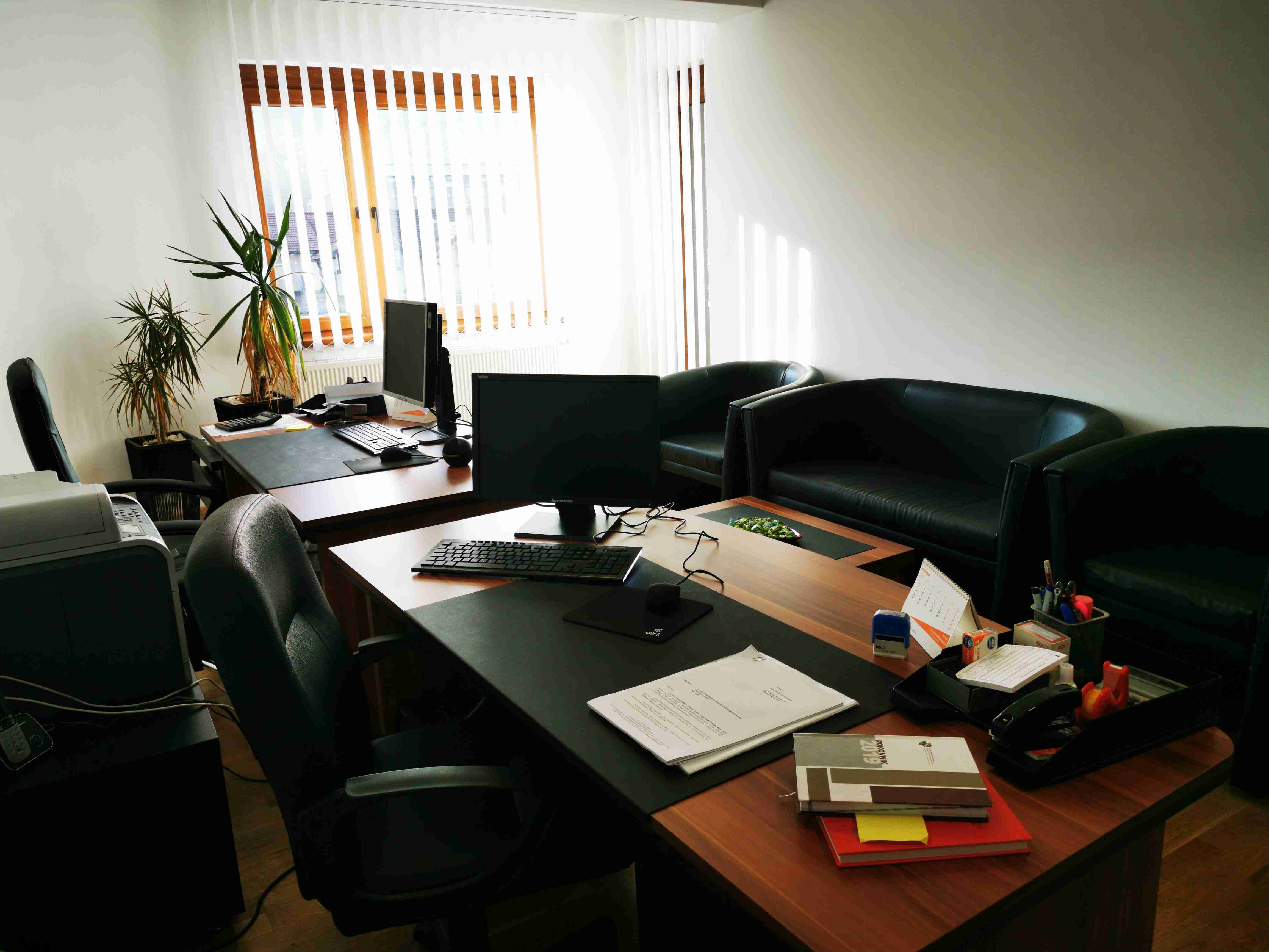 Ured Haris Mahić interijer 1